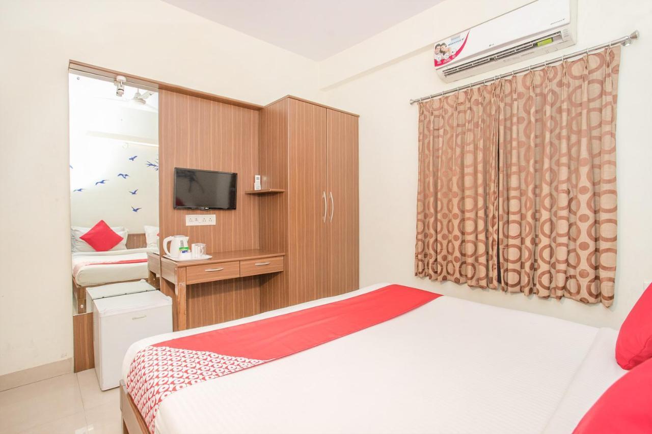 Mg Road One Hotel Bangalore Buitenkant foto