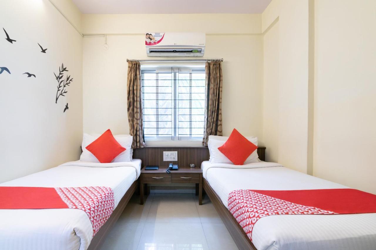 Mg Road One Hotel Bangalore Buitenkant foto